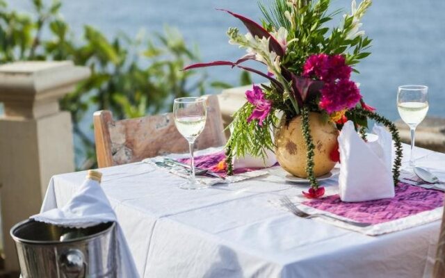 Blue Moon Villas