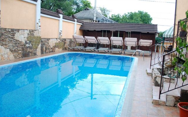 Shadow Boutique Hotel & Spa
