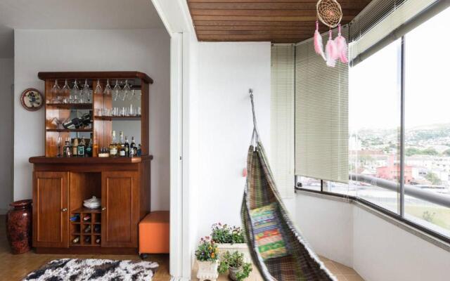 Maravilhoso apartamento 3 quartos perto PUC