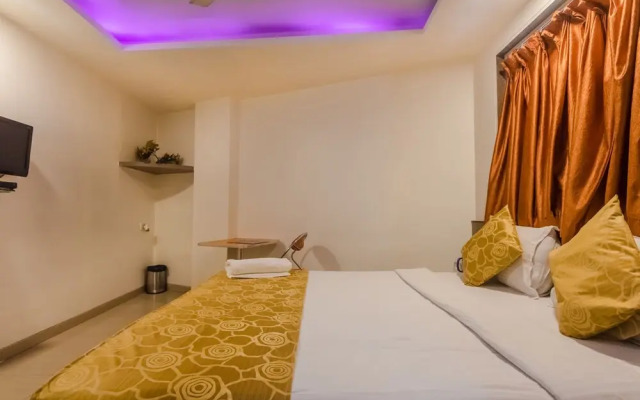 OYO 8311 Hotel Galaxy Residency