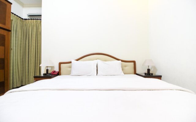 Guest House Giri Arta By RedDoorz