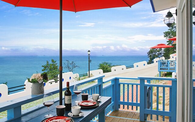 Namhae Blue & White Pension