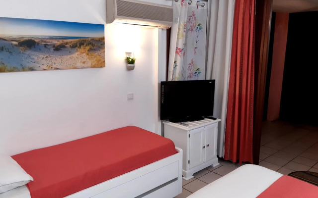 Studio Climatisé - Piscine-Plage - 2 à 3 personnes