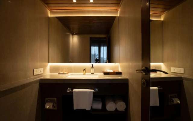 YU Hotel