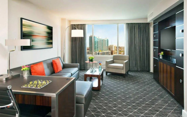 Hilton Nashville Downtown