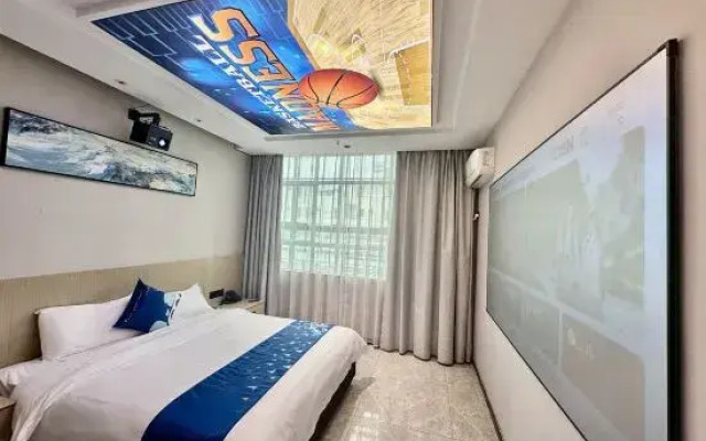 Yeste Hotel (Shenzhen Dalang Commercial Center Huachang Subway Station)
