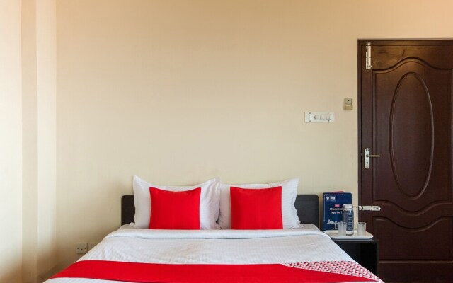 OYO 39342 Beehive Inn