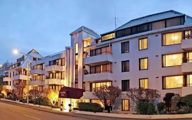 Chateau Blanc Suites