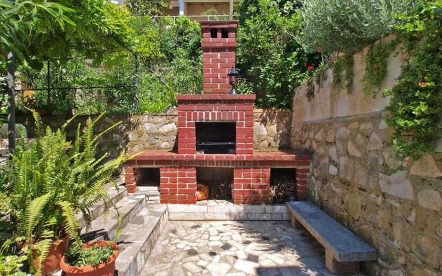 Apartments And Room Rabac 155