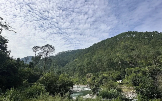 The Gazzaar Riverside camp