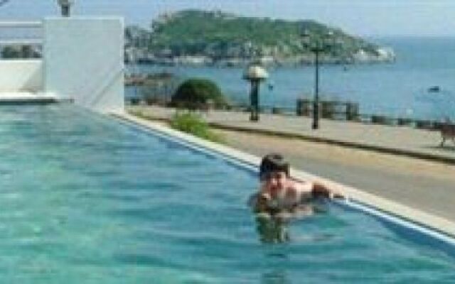 Regata Hotel
