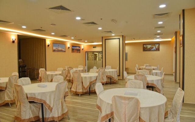 Muscat Plaza Hotel