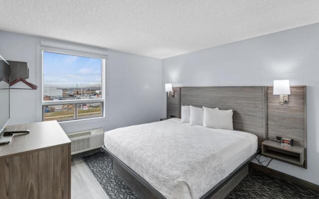 Emerald Hotel & Suites Calgary Airport