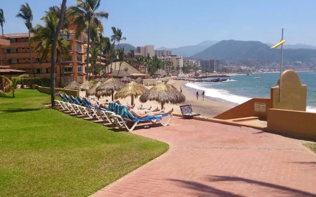 Los Tules Resort