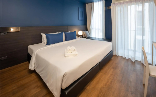 Blue Hippo Hotel