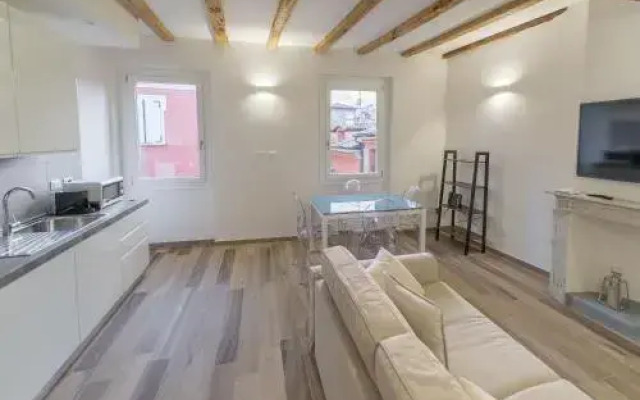 Realkasa Canonica Apartment