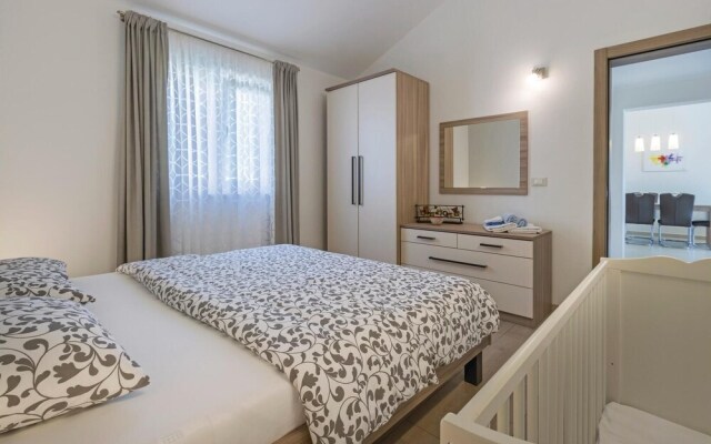 Nice Home in Vodnjan With Wifi and 2 Bedrooms