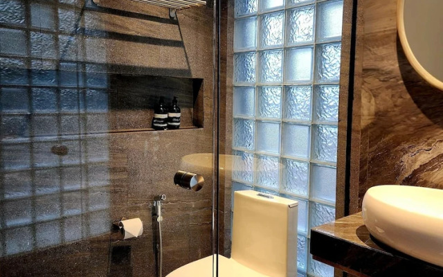 Villa 4-BR Klub Bunga No. 4 Batu Malang