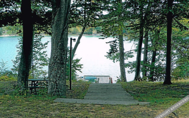 Dixon Lake Resort