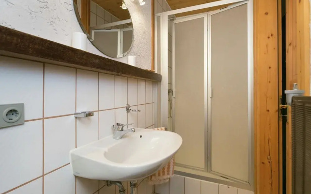 Warm Apartment In Bombogen With Private Parking