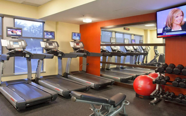 Courtyard by Marriott Pueblo Downtown