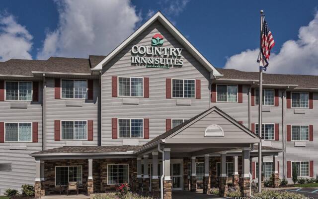 Country Inn & Suites by Radisson, Charleston South, WV