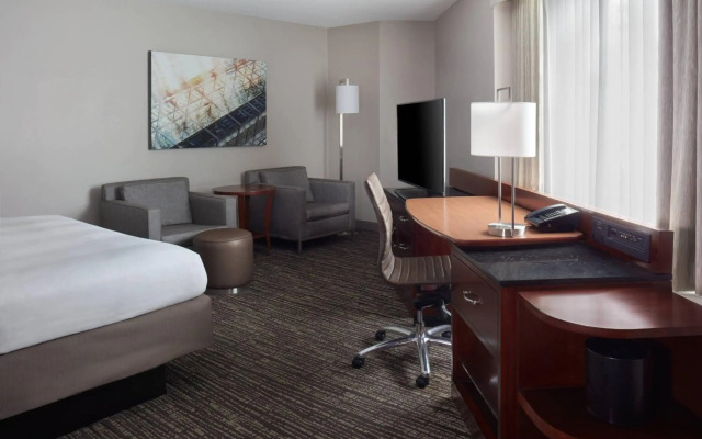 Marriott Downtown at CF Toronto Eaton Centre