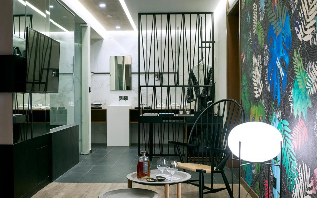 Dyo Suites