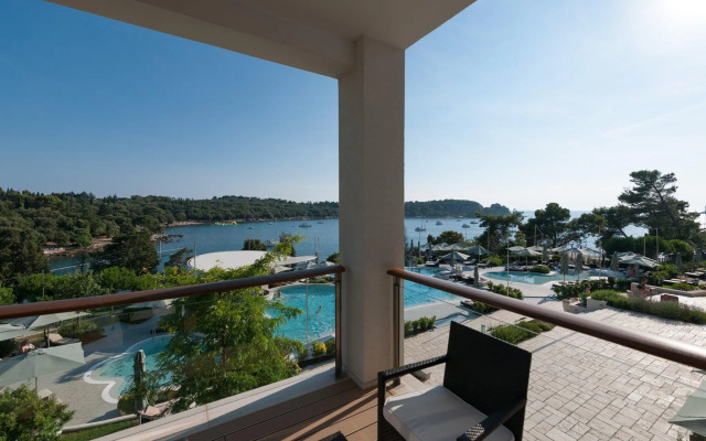 Отель Adults Exclusive Hotel Monte Mulini