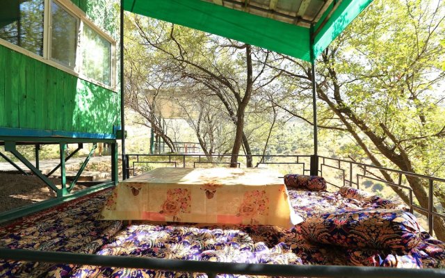 Зона отдыха «Дустлик»