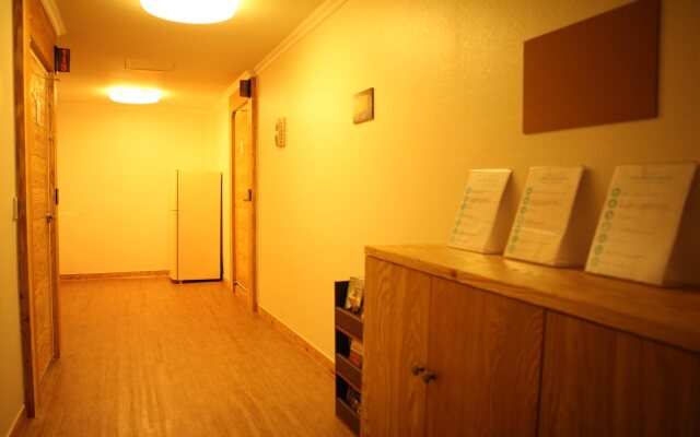 Atti Guesthouse