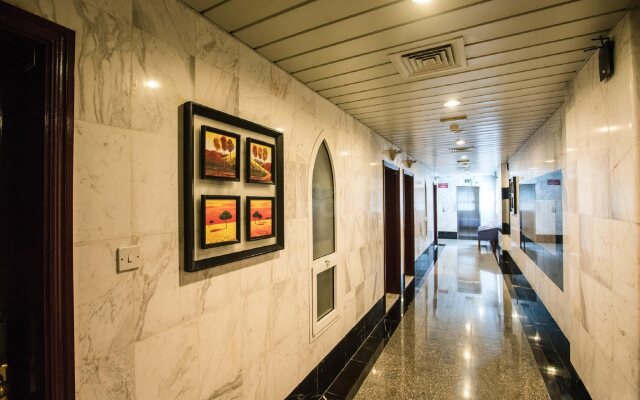 Landmark Plaza Hotel