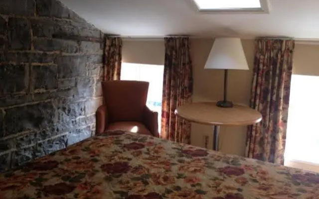 The Queen's inn