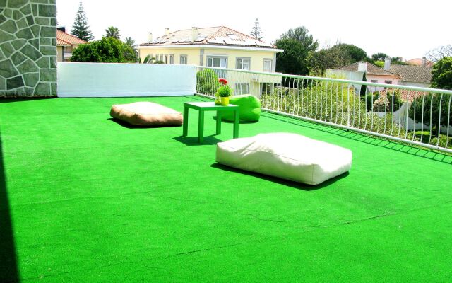 Carcavelos Surf Hostel