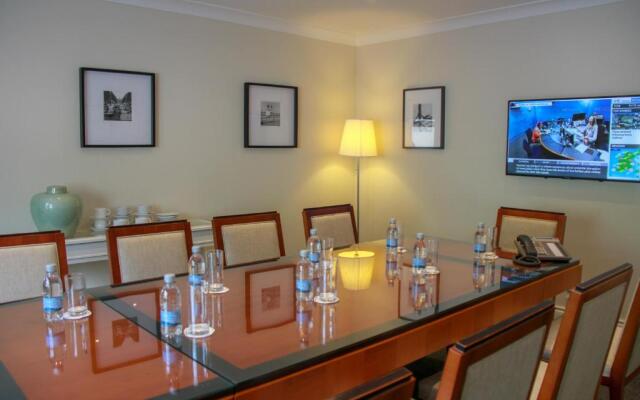 Walter Raleigh Hotel