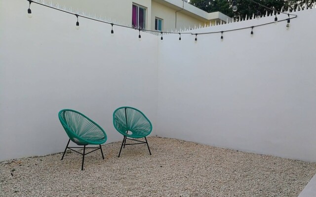 Pu-kka House By Perlitas Home