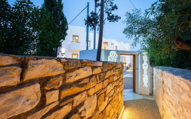 Triotissa Local Living Residences