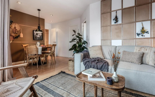 Triana - 1 Bedroom Apartment in Trafalgar