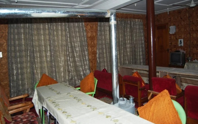 Hotel Purple Amethyst