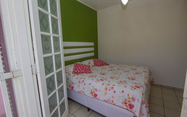 Casa ampla em Bertioga - 2 min. da praia