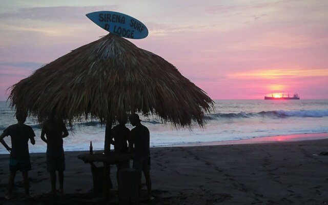 Casa Sirena Surf Lodge