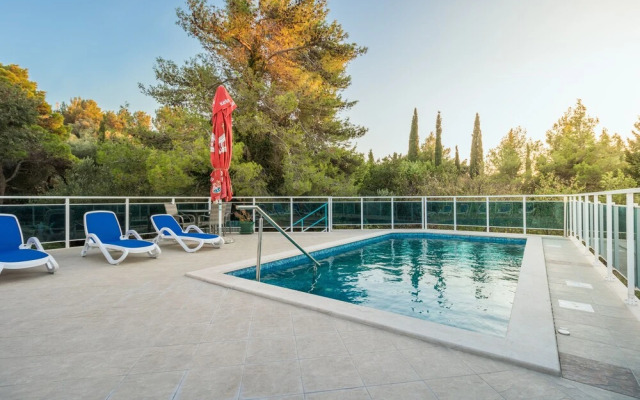 Villa Voinic 2
