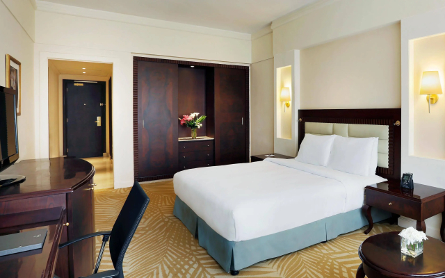 Hilton Alexandria Green Plaza