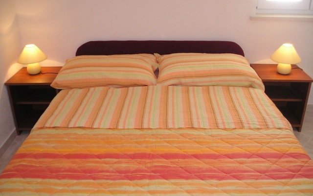 Villa Vanda Seafront Apartments