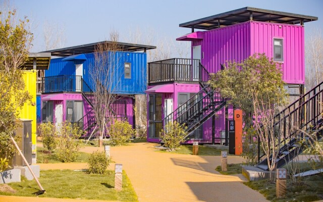Wild Luxury Holiday Camp