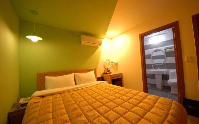 Hyu N Motel