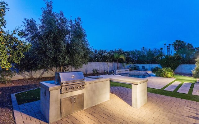 Soaking Up the Sun 3BR by Casago