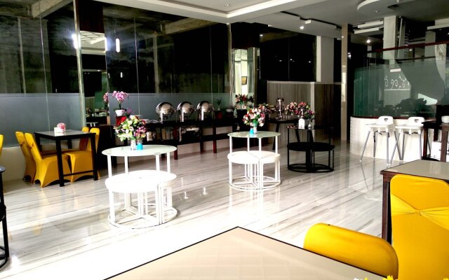 Golden Rich 88 Hotel