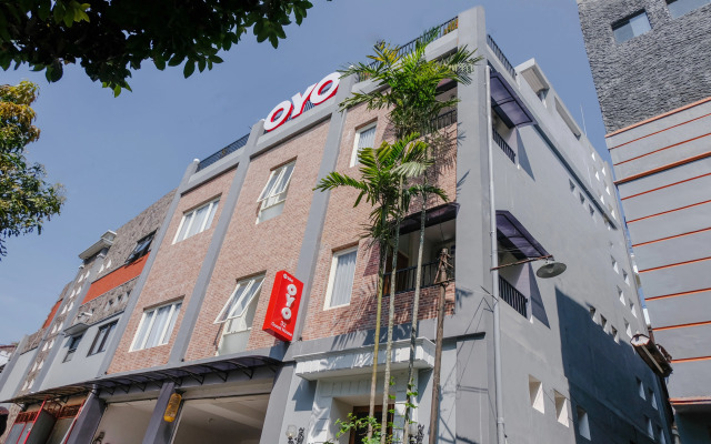 OYO 354 32 Guest House