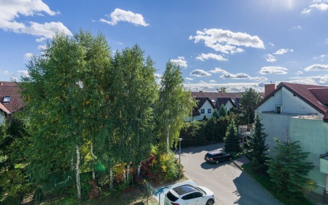 Czeremchowa Apartment Poznań by Renters